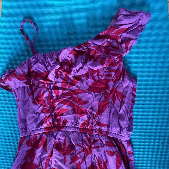 Floral dress - Picture 2 of 3